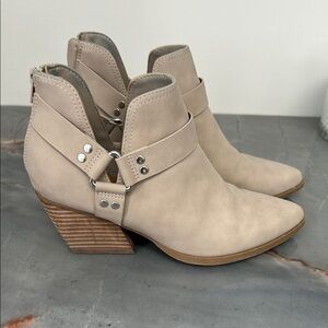 Women's Beige Ankle Boots
